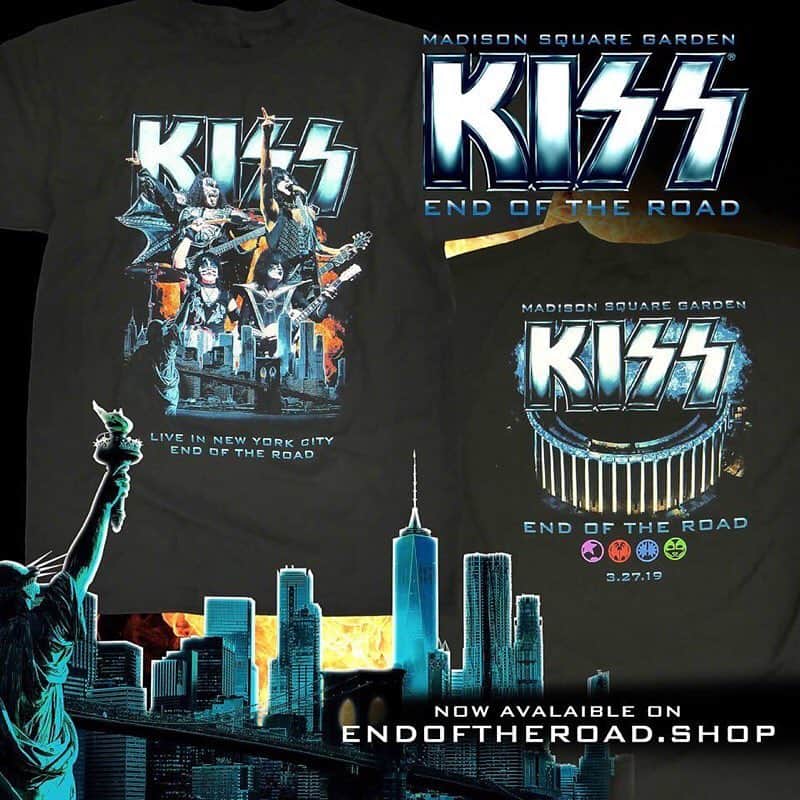 KISSさんのインスタグラム写真 - (KISSInstagram)「Get back in the New York groove with this one-of-a-kind hometown shirt 💥 Now available for preorder: link in bio . . . . #KISS #EndOfTheRoad #shirt #concert #newyork #newyorkcity #kissband」4月4日 4時41分 - kissonline