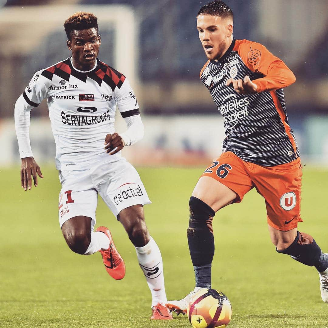 リーグ・アンさんのインスタグラム写真 - (リーグ・アンInstagram)「🏃‍♂️ Le #MHSC se relance dans la course à l'Europe 🇪🇺 ! #MHSCEAG (2-0) • • #Ligue1Conforama #MontpellierHSC #EAG #EAGuingamp #EnAvantDeGuingamp #StadedelaMosson #LaMosson」4月4日 5時06分 - ligue1ubereats