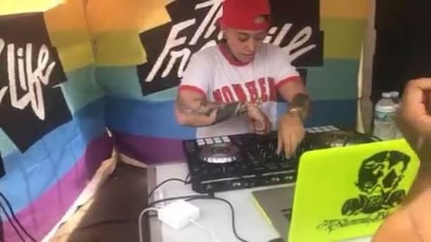 ファンクマスター・フレックスのインスタグラム：「Sometimes I come across dope djs in my timeline! @djsammiiblendz I see u cranking out here!!!」