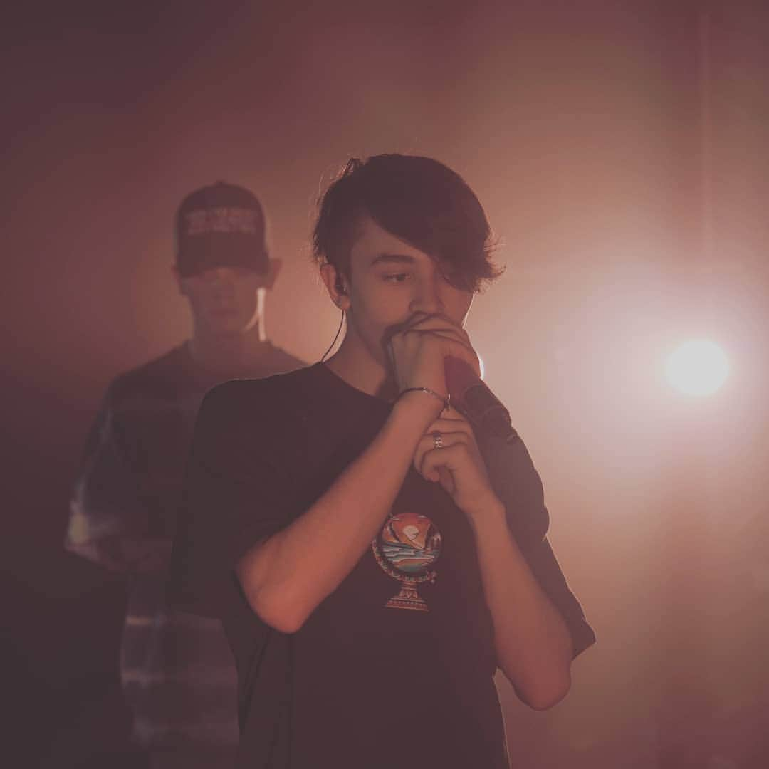 Bars and Melodyさんのインスタグラム写真 - (Bars and MelodyInstagram)「Thanks for comming out tonight Hanover. We love you」4月4日 5時34分 - barsandmelody