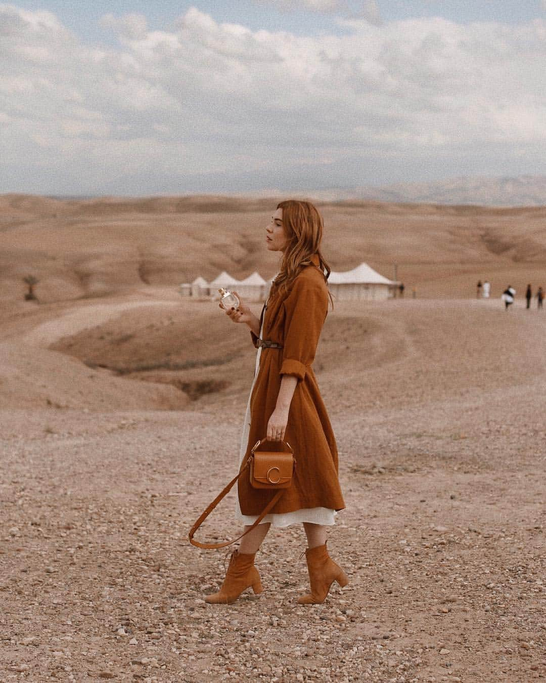 コートニー・ハルヴァーソンさんのインスタグラム写真 - (コートニー・ハルヴァーソンInstagram)「Escaped to Morocco with @chloe to celebrate their latest fragrance, Nomade eau de toilette. #ChloeNomade #ChloeGirls #ad @sephora」4月4日 6時05分 - prettylittlefawn