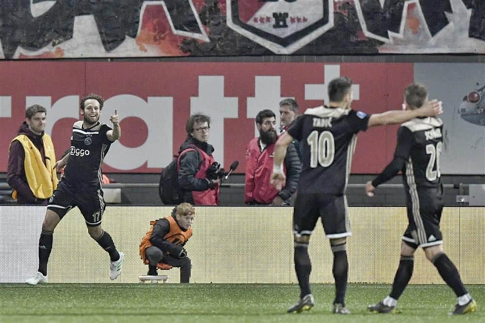 デイリー・ブリントのインスタグラム：「+3 Good Win ❌❌❌ Great ball @lasse.schone 👊🏻」
