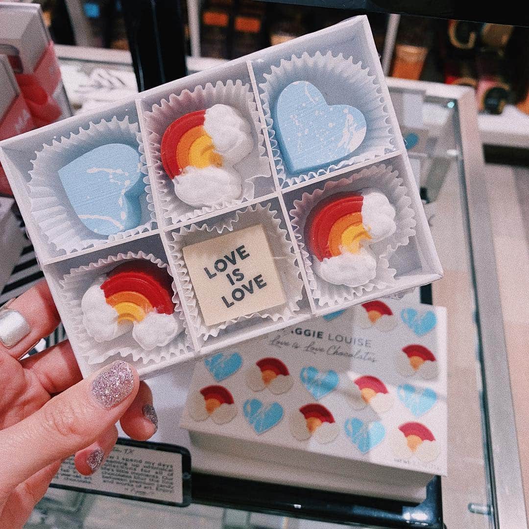 のインスタグラム：「🌈💙」