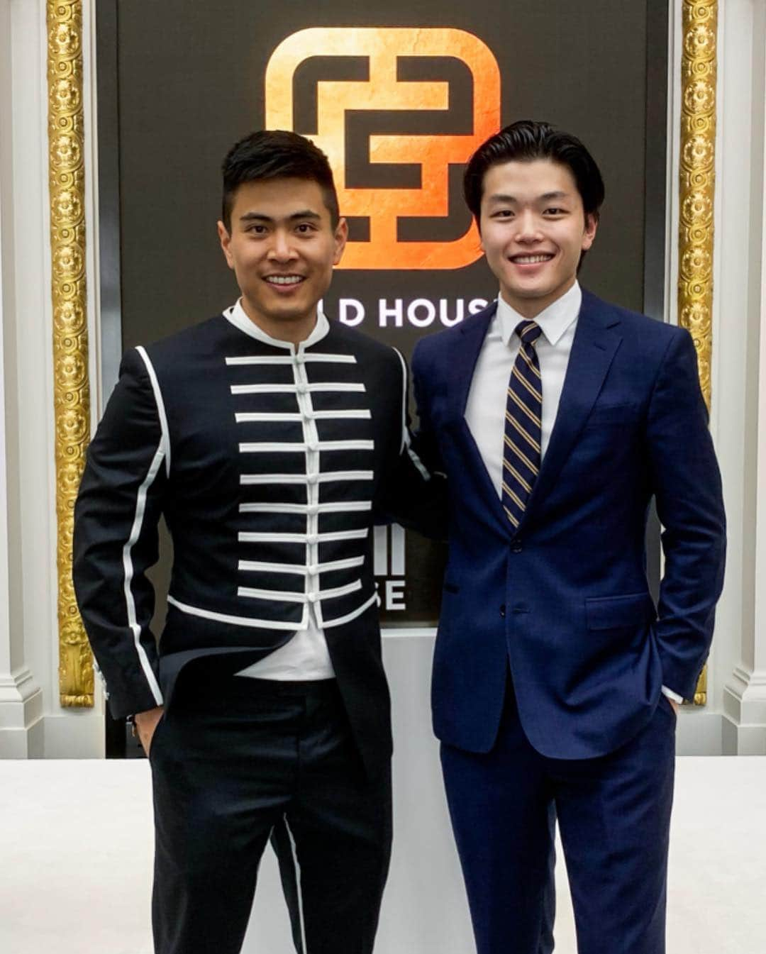 アレックス・シブタニさんのインスタグラム写真 - (アレックス・シブタニInstagram)「Honored to join @goldhouseco at the @nyse yesterday to ring the closing bell and kick off Asian American & Pacific Islander Month. Thank you to brother @bingchen and the founding family of @goldhouseco for having us at such a memorable occasion. Always great to reunite with so many friends! @vinlin @janetyang1 @fareastmovement @transparentfeed @heymichellelee @therealphilliplim @troublewithprabal @alwaysupintheair」5月3日 10時58分 - alexshibutani