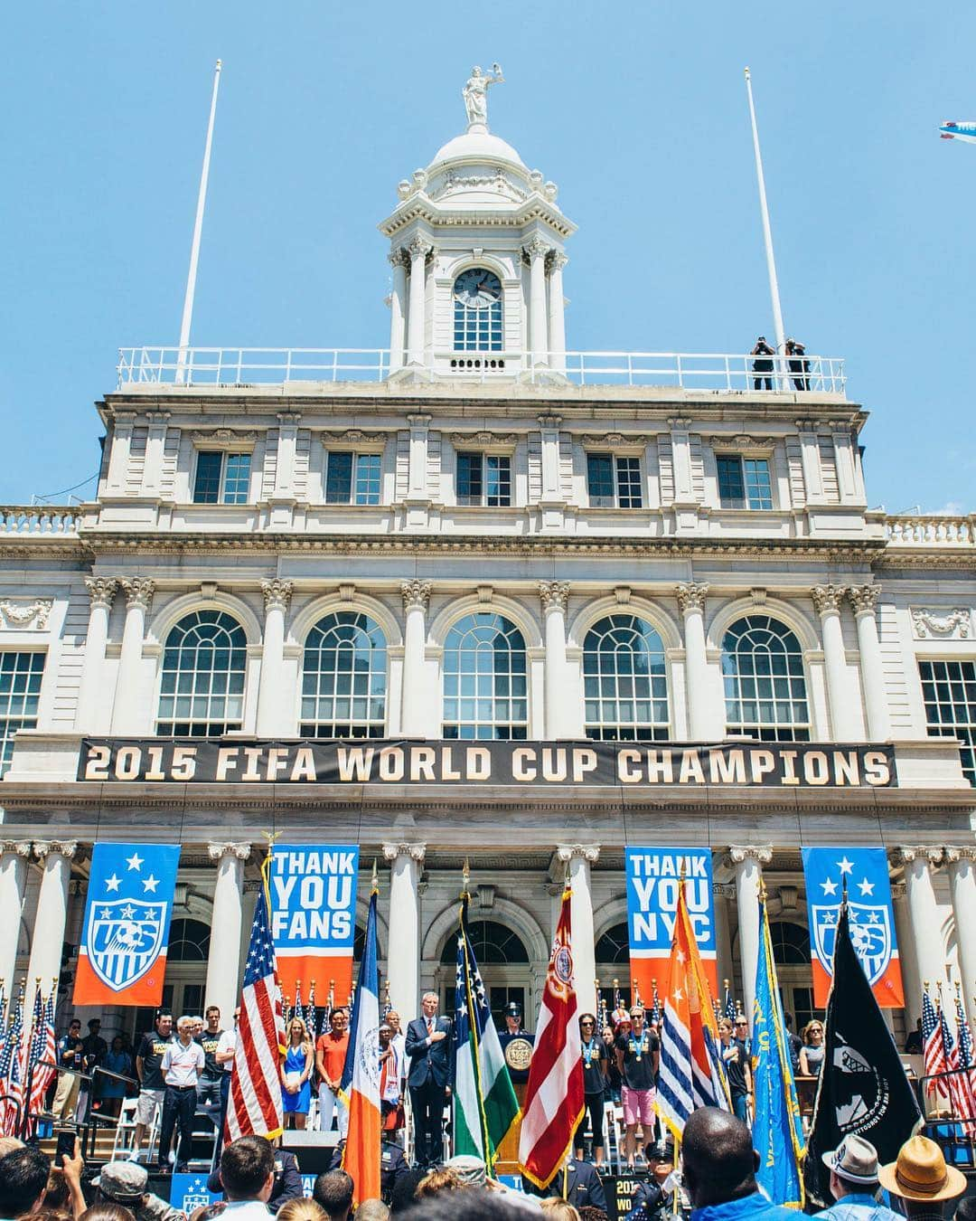 ニューヨーク・シティFCさんのインスタグラム写真 - (ニューヨーク・シティFCInstagram)「Shoutout to the 23 players called in to represent the @USWNT on their quest for a fourth World Cup!  Let's all meet back at the Canyon of Heroes in few months 😉🏆🗽 📸 @photonate // #OneNationOneTeam #FIFAWWC #TBT」5月3日 2時36分 - nycfc