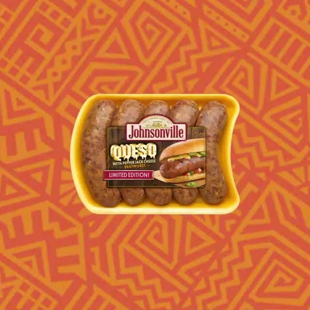 ジョンソンヴィルのインスタグラム：「Our limited time Queso Brat might just be the best thing created since the Original Brat 🤷‍♀️ 🤷‍♂️ You be the judge👩‍⚖️ Available for a limited time only—act fast! 👉Get product info at the link in our bio. #brats #bratwurst #sausage #flavor #cincodemayo #limitedtime #cheese #queso」