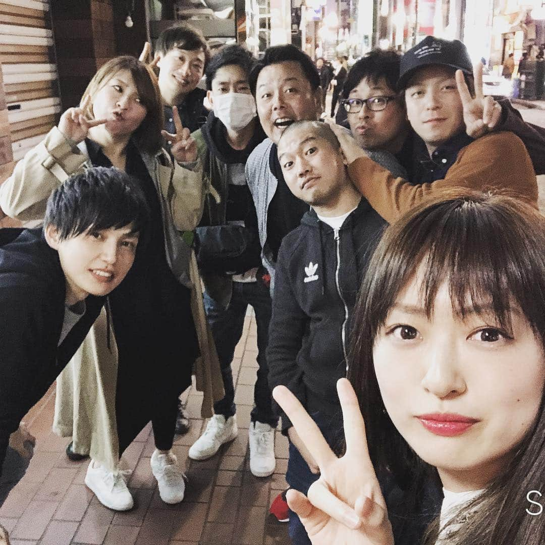 脇田唯さんのインスタグラム写真 - (脇田唯Instagram)「小中の同級生と。 この年まで仲良くしてくれてることに感謝。 いつ会ってもあの頃に戻れる。 毎年同じような話してるのに大爆死（笑） 本当に癒される。 ありがとう。  #いっしょうもの #同級生 #栄町 #感謝 #ともだち」5月3日 4時11分 - post_yui