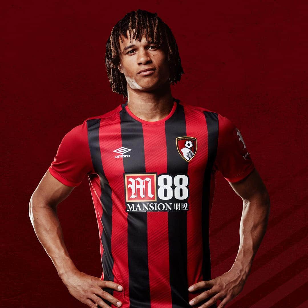 ナタン・アケのインスタグラム：「New home kit🙏🏽🍒 #PlayOurWay #afcb」