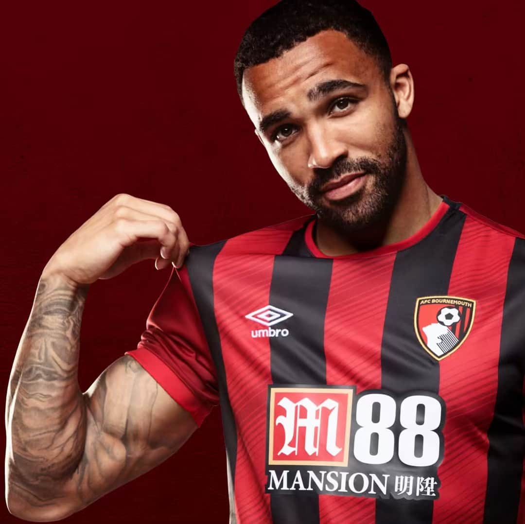 UMBROさんのインスタグラム写真 - (UMBROInstagram)「Kicking off ‘new kit season’ with @officialafcb as we introduce their NEW! 19/20 Home strip, with a modern twist on the classic striped style 🍒 #PlayOurWay」5月3日 4時43分 - umbro