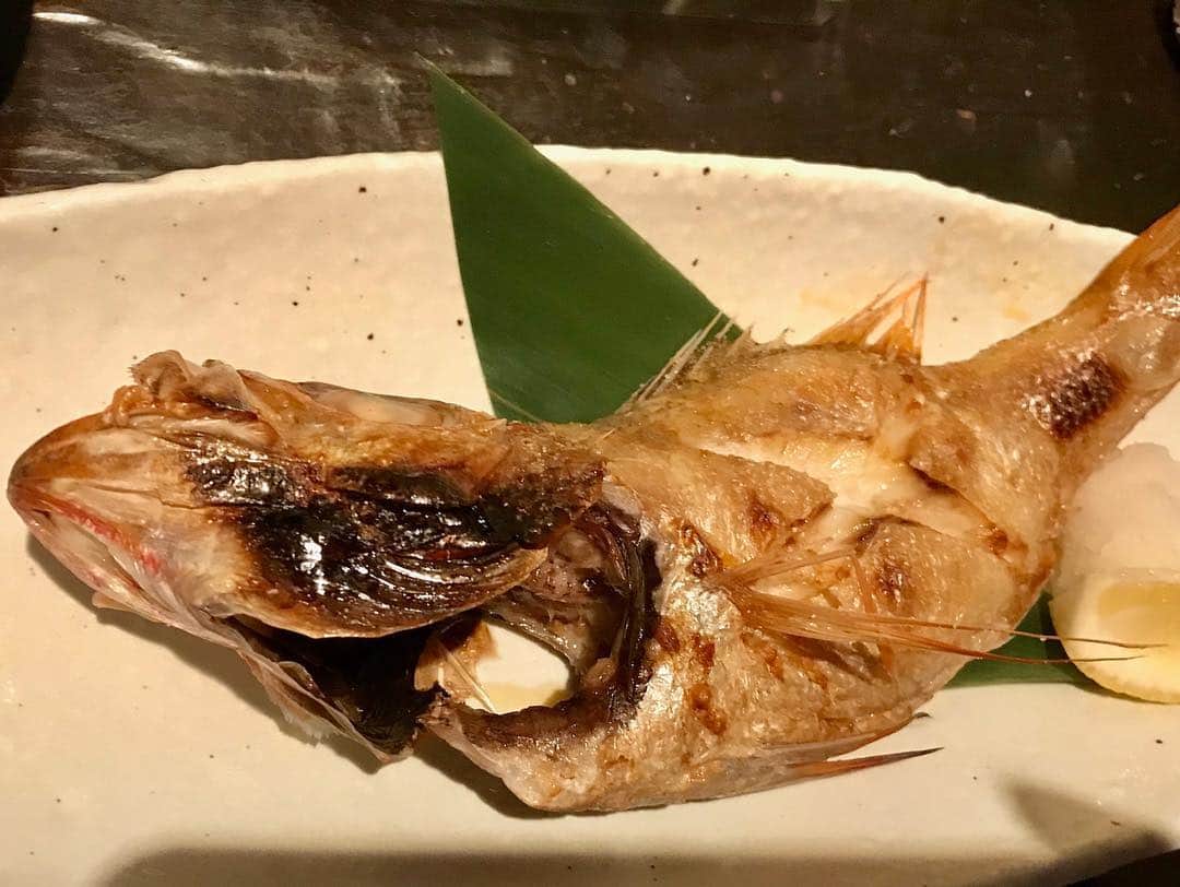 水木一郎さんのインスタグラム写真 - (水木一郎Instagram)「のどぐろの塩焼きをメインにお新香に味噌汁。じゃこ飯で幸せいっぱい腹いっぱい。日本人に生まれて良かったZ! #晩御飯  #のどぐろの塩焼き  #じゃこ飯  #お新香  #味噌汁 #水木一郎  #ichiromizuki」5月3日 6時05分 - ichiromizuki