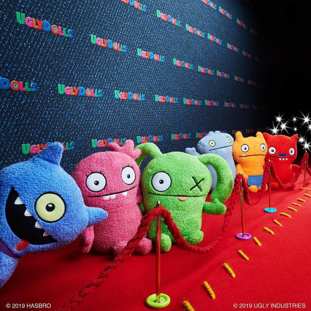 Hasbroさんのインスタグラム写真 - (HasbroInstagram)「#Hasbro #UglyDolls plush are super excited for the #UglyDollsMovie tomorrow! 🎉 Available now at major retailers to go to the movies with you!」5月3日 6時05分 - hasbro