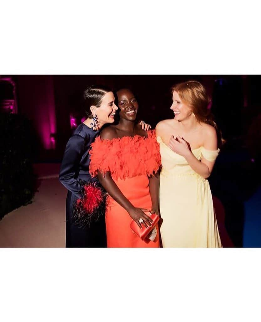 ルピタ・ニョンゴさんのインスタグラム写真 - (ルピタ・ニョンゴInstagram)「#MetGala Flashback! Round 4 🔜. #TBT」5月3日 6時12分 - lupitanyongo