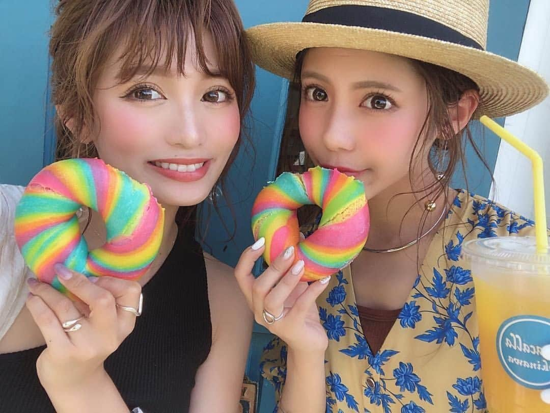 美女美容事情さんのインスタグラム写真 - (美女美容事情Instagram)「《Okinawa love🍩✨》 * リポストを使って、素敵な写真📷✨を投稿されてる方を紹介させて頂く⠀⠀⠀ 【💄美女美容事情💅】のコーナーです✨ *⠀⠀⠀⠀⠀⠀ いいねやコメント、フォローして応援してね❤︎🥰🎶⁣ *⠀⠀⠀⠀⠀⠀ 今回ご紹介させて頂きますのは❤︎ 伊藤 莉子さん< @krk_818 >の素敵なお写真📸 * 大好きな場所に大好きな人との時間⌚︎✨最高に幸せですよね☺️♡ 本当にcuteな仲良し姉妹💖 *⠀ 伊藤 莉子さんのアカウントには他にも素晴らしい投稿が沢山ありますので是非覗いてみて💁‍♀️💙 *⠀ 伊藤 莉子さん< @krk_818 > 素敵な投稿ありがとうございました☺️📸✨⠀⠀⠀⠀⠀⠀⠀ △▼△▼△▼△▼△▼△▼△▼△▼△▼⠀⠀⠀⠀⠀⠀⠀⠀⠀⠀⠀⠀⠀⠀⠀⠀⠀⠀⠀⠀⠀⠀⠀⠀⠀⠀⠀⠀⠀⠀⠀⠀ ❤🧡💛「美女美容事情」💚💙💜⠀⠀⠀⠀⠀⠀⠀⠀⠀⠀⠀⠀⠀⠀ 👇掲載ご希望の方は👇⠀⠀⠀⠀⠀⠀⠀⠀⠀⠀⠀⠀⠀⠀⠀ @b_b_j.jタグ付けと🖤 # ビジョビ⠀🖤⠀⠀⠀⠀⠀⠀⠀⠀⠀⠀⠀⠀⠀⠀ をタグ付けお願いします✨⠀⠀⠀⠀⠀⠀⠀⠀⠀⠀⠀⠀⠀⠀⠀ ――――――――――――――――⠀⠀⠀⠀⠀⠀⠀⠀⠀⠀⠀⠀⠀⠀⠀⠀⠀⠀⠀⠀⠀⠀ ～姉妹アカウントのご紹介～⠀⠀⠀⠀⠀⠀⠀⠀⠀⠀⠀⠀⠀⠀⠀⠀⠀⠀⠀⠀⠀⠀⠀⠀⠀⠀ ◇美容情報を紹介している«美女美容事情～Beauty～»⠀⠀⠀⠀⠀⠀⠀⠀⠀⠀⠀⠀⠀⠀⠀⠀⠀⠀⠀⠀⠀⠀⠀⠀⠀ ( @b_b_j.j_b )⠀⠀⠀⠀⠀⠀⠀⠀⠀⠀⠀⠀⠀⠀⠀⠀⠀⠀⠀⠀⠀⠀⠀⠀⠀⠀ ◇美しい旅スポット紹介をしている«美 spot»⠀⠀⠀⠀⠀⠀⠀⠀⠀⠀⠀⠀⠀⠀⠀⠀⠀⠀⠀⠀⠀⠀⠀⠀ ( @b__spo )⠀ ◇ビジョビがお届けするセレクトショップ«bi select» ( @bi_select ) ⠀⠀⠀⠀⠀⠀⠀⠀⠀⠀⠀⠀⠀⠀⠀⠀⠀⠀⠀⠀ よかったらこちらも覗いてみてね✨ ――――――――――――――――⠀⠀ @b_b_j.j⠀ #沖縄  #旅行  #ファッション #trip ⠀⠀ #春コーデ  #春カラー ⠀⠀ #沖縄グルメ #大人カジュアルコーデ ⠀⠀ #カジュアルファッション #オシャレコーデ #沖縄好き #沖縄🌺  #ファッション大好き #ファッションスナップ  #美肌ケア #綺麗めコーデ ⠀⠀ #美意識向上 #旅行コーデ  #スマイル  #女子力アップ ⠀⠀ #きょコ #いつコ ⠀⠀ #大人可愛いコーデ #お洒落な人と繋がりたい⠀⠀ #女子力 #女子力向上⠀⠀ #お散歩コーデ #天気いい ⠀⠀ #naturalbeauty #okinawa」5月3日 11時55分 - b_b_j.j