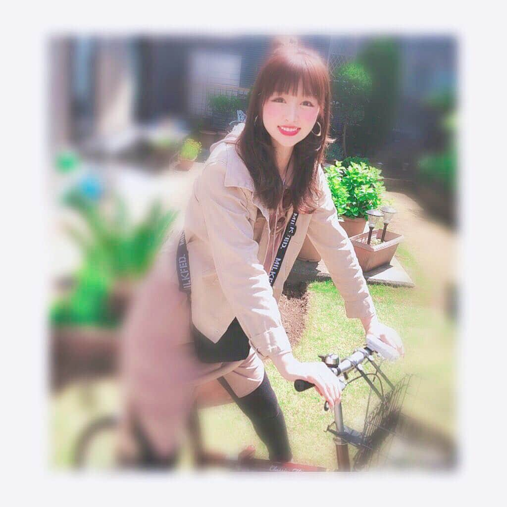 相田瑠菜さんのインスタグラム写真 - (相田瑠菜Instagram)「#GW ☀️💕✨ #朝活  #サイクリング 🚲🚲🚲 お姉ちゃん家なう🏡♡ もう朝ごはん消化されて お腹ペコペコなんだけど🙄💛 お昼ご飯の時間だ!! ✩ ✩ #お休みの日 #🏡 #オフの日  #サイクリング女子 #お休みコーデ  #コーディネート #おしゃれさんと繋がりたい #オシャレさんと繋がりたい #like4likes #follow #followｍe #fashion #code #japanesegirl #tokyo #beautiful #favorite #love #happy #instagram  #インスタ映え #lunch #お昼ごはん」5月3日 11時48分 - _aina_official