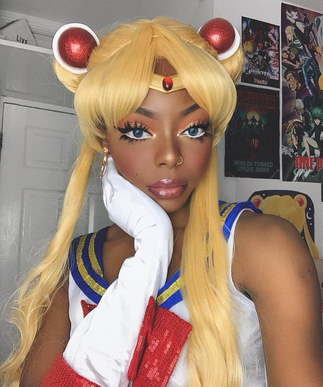 VICEさんのインスタグラム写真 - (VICEInstagram)「"Cosplay has also helped me with my confidence and has helped me to cope with my anxiety better. To me, it's more than a hobby because it helped define who I am today." 💫 Meet the Black anime cosplay players, like @mimithenerd, who are blowing up on Instagram. 🌙 Link in bio to read more. 📸: @mimithenerd」5月3日 6時31分 - vice