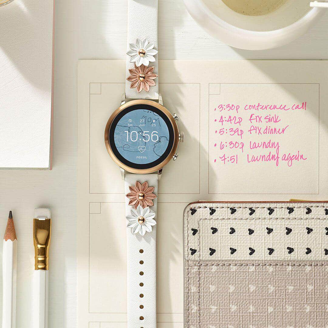 fossilさんのインスタグラム写真 - (fossilInstagram)「The best thing about this to-do list is that we’ll be in bed by 9. 👌🏼」5月3日 6時42分 - fossil