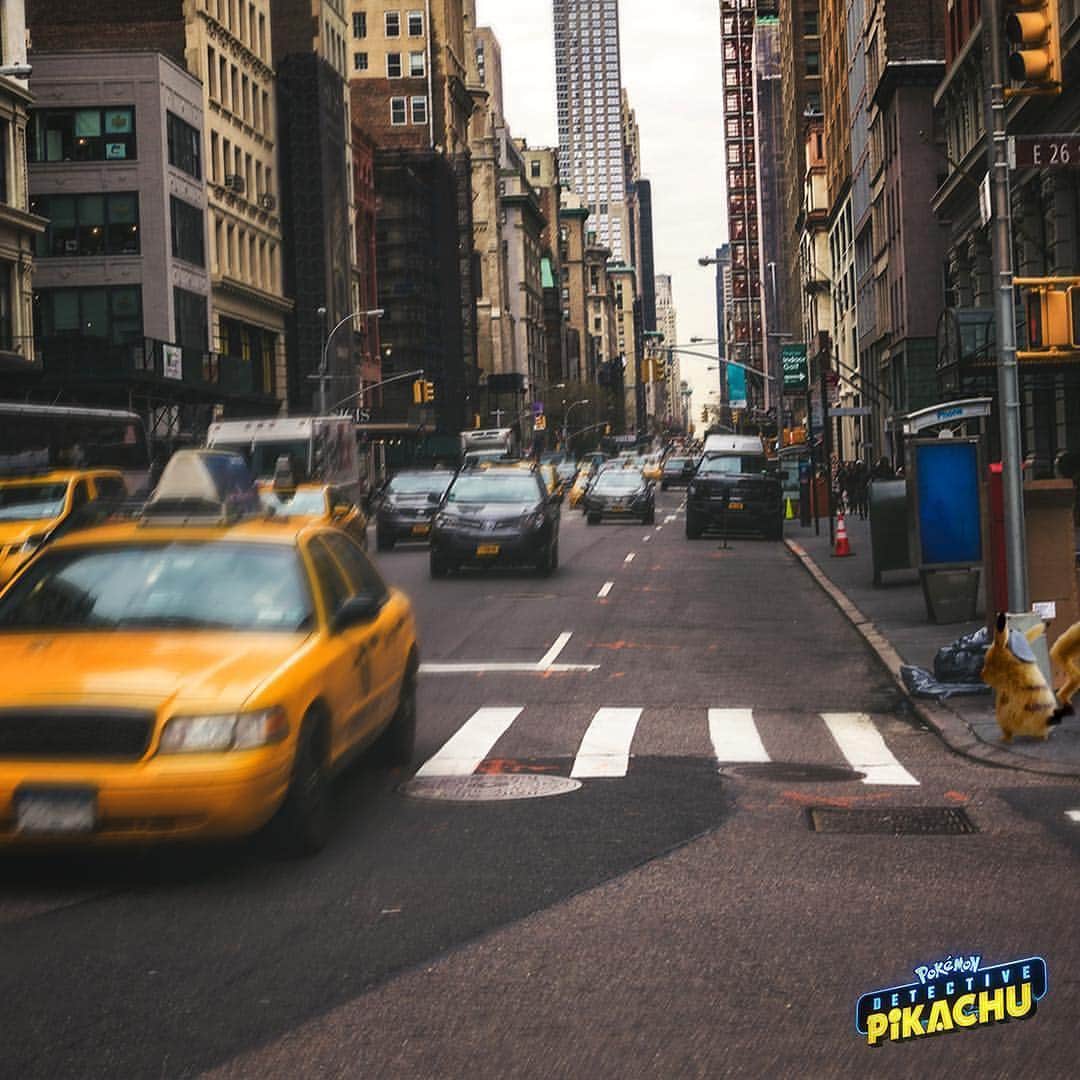 Warner Bros. Picturesさんのインスタグラム写真 - (Warner Bros. PicturesInstagram)「Spotted: #DetectivePikachu hailing down a cab before the big event. Tune into our IG Stories later to see more from the NYC Premiere!」5月3日 6時43分 - wbpictures