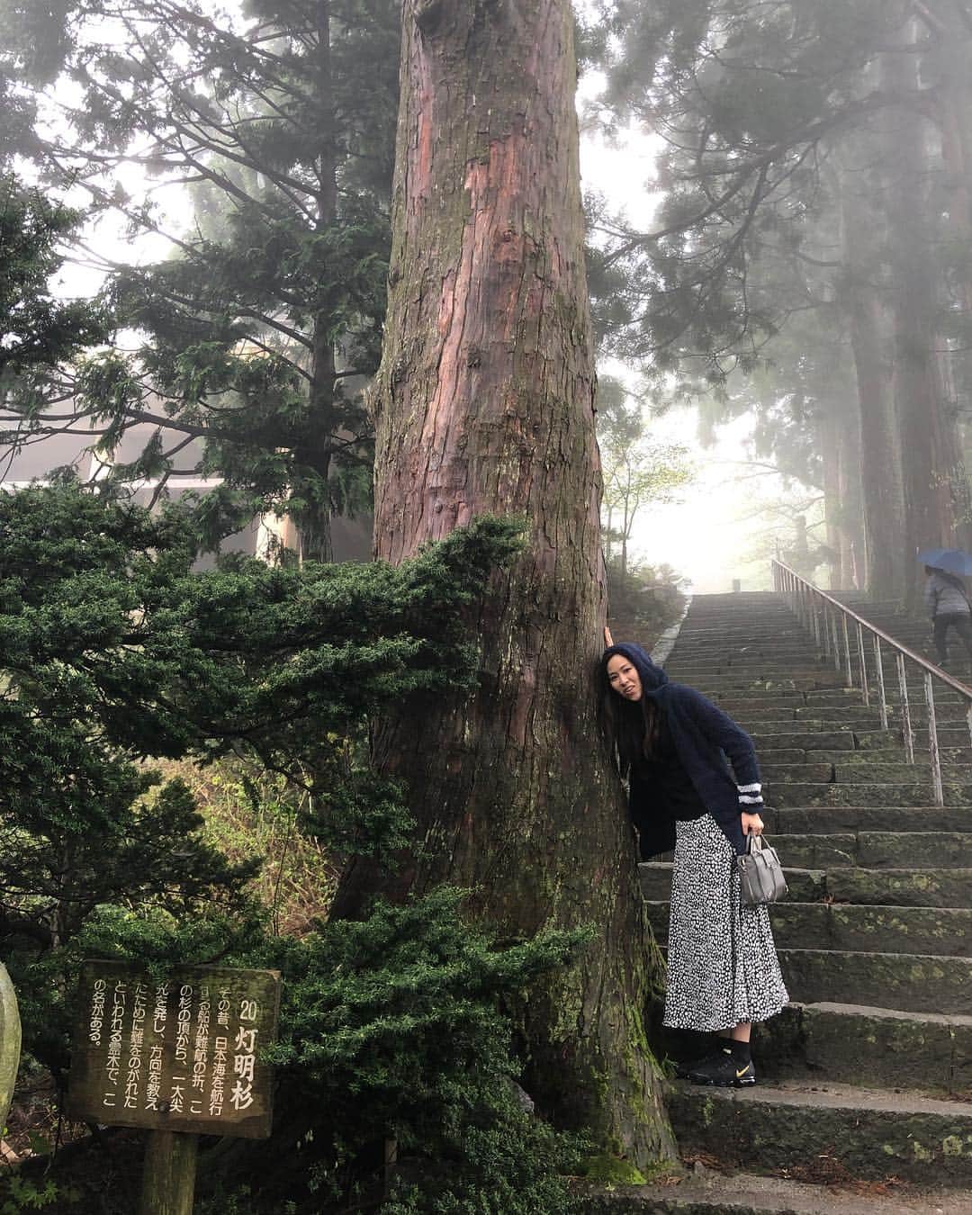 月央和沙さんのインスタグラム写真 - (月央和沙Instagram)「パワーチャージ😊‼️ . #ありがとう #大自然 #パワースポット #旅行 #連休ばんざい」5月3日 7時15分 - kazusa_tsukio