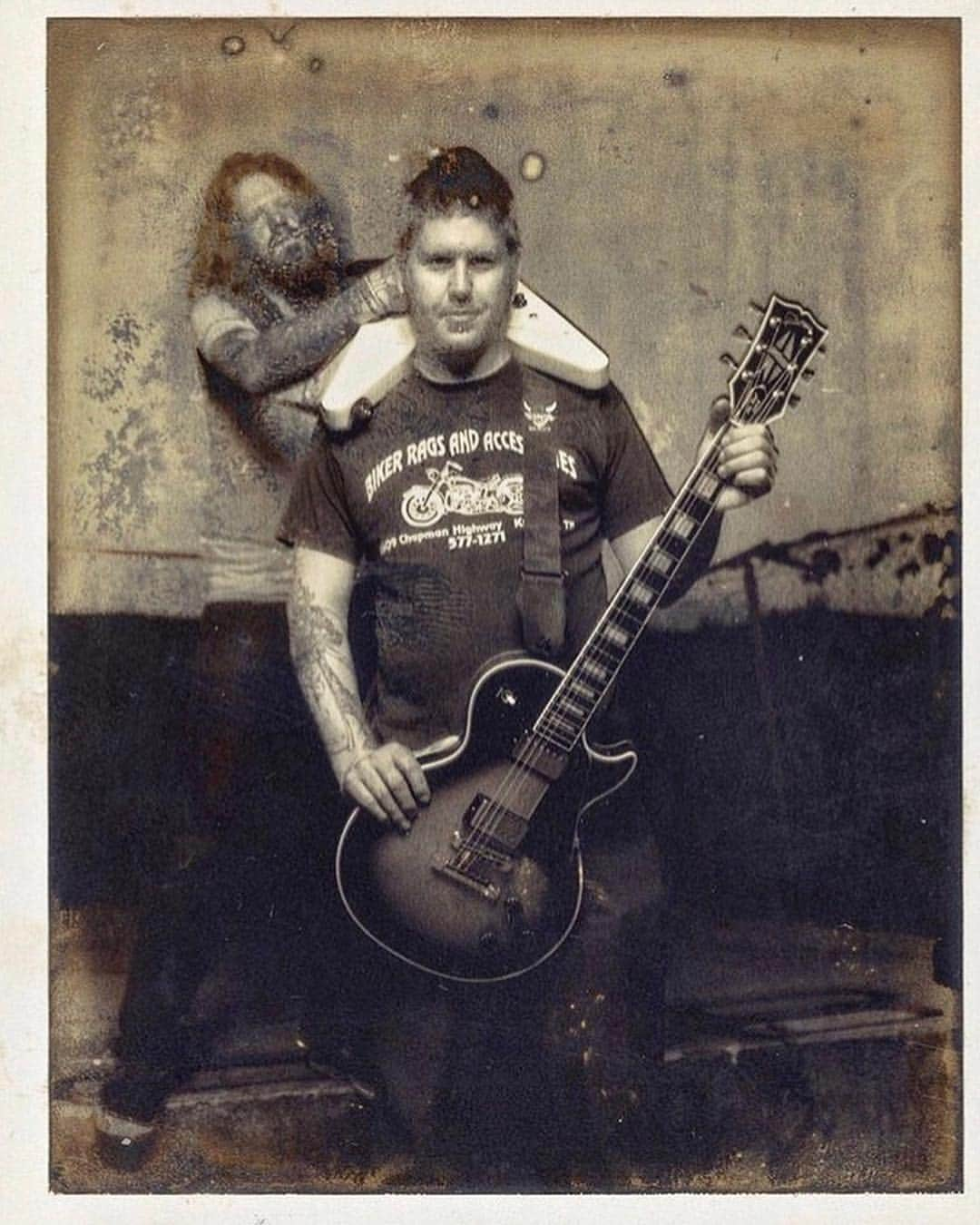 マストドンさんのインスタグラム写真 - (マストドンInstagram)「#TBT what was the first Mastodon album you listened to?  #Repost @jimmyhubbard ・・・ Did a whole lot of digging through the Mastodon @mastodonrocks archives last night (actually, the the last two months). Found literally boxes of old 4x5 Polaroid test shots, used to love taking physical test shots. First shot is from a Revolver Magazine Cover shoot @revolvermag for the “Crack the Skye” album. The second is from the “Leviathan” press shoot, with a Guitar World session at the end! Love these guys! #mastodon #mastodonrocks #cracktheskye #leviathan #revolvermagazine #jimmyhubbardphoto」5月3日 7時08分 - mastodonrocks