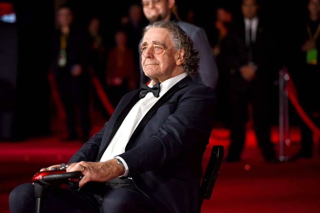 NBC Newsさんのインスタグラム写真 - (NBC NewsInstagram)「Peter Mayhew, the actor behind #StarWars character #Chewbacca, has died at age 74, his family says. Click the link in our bio to read more.⁣ .⁣ 📷 @presleyannphoto / Patrick McMullan via @gettyimages」5月3日 8時28分 - nbcnews