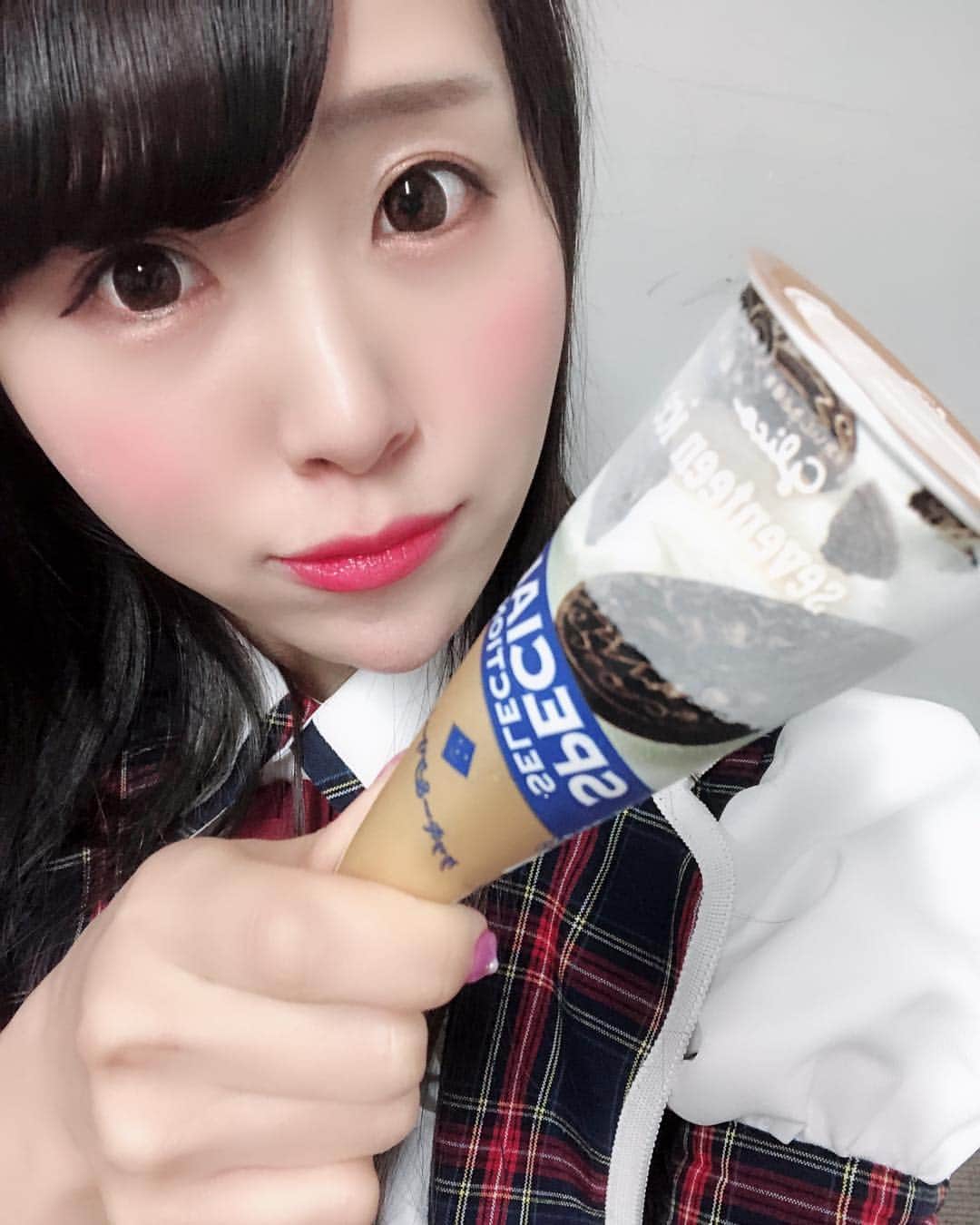 のインスタグラム：「おはくま🐻 . . 早起きできた褒めて🥺💦 . . #おはよう #gm #goodmorning #おはくま #gw #早起き #ねむねむ #日々の出会いに感謝 #バクステ外神田一丁目 #いっちょめ #熊本美和 #miwakumamoto  #アイドル #idol #일본 #아이돌 #アイドルボウラー #Pリーガー #プロボウラーになりたい #instagood #followme #kawaii #makeup #beauty #黒髪 #すきぴ」
