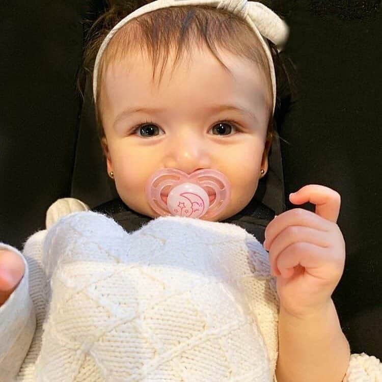 マット・セデーニョさんのインスタグラム写真 - (マット・セデーニョInstagram)「Happy 1st birthday to our little Aviana Jaselle. Your light is so bright baby girl. I love you beyond」4月29日 14時31分 - mattcedeno