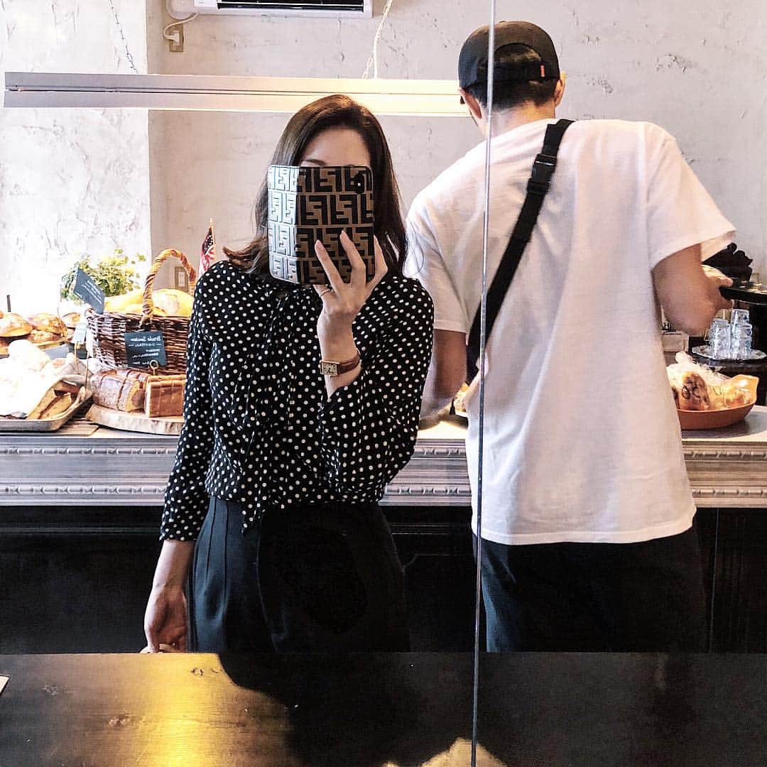 馬場香里（渡部香里）のインスタグラム：「. トップスはZARA。 おととしのだけどお気に入り💜 . . _」