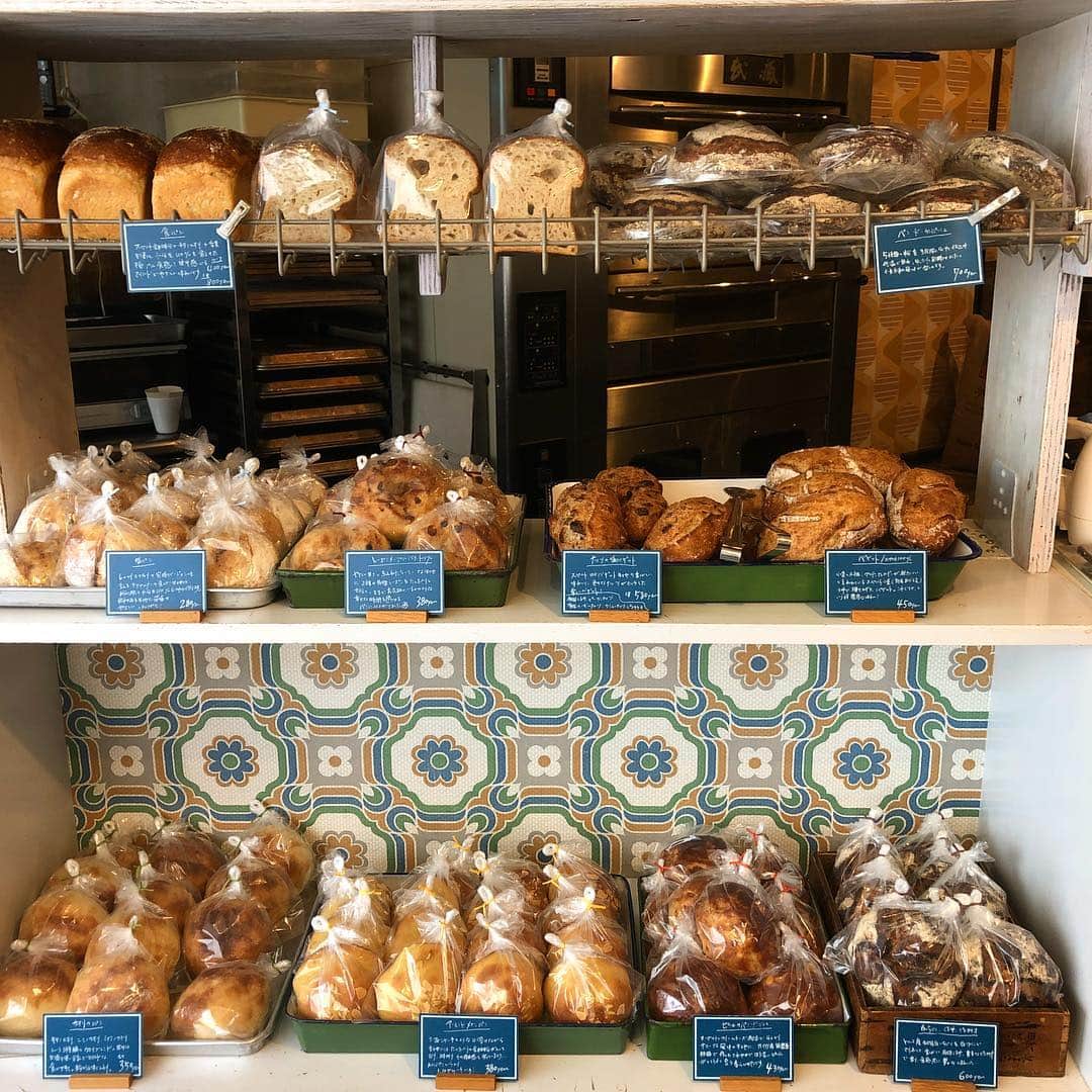 CHIPPRUSONのインスタグラム：「少し早いですがopenいたします🍞ご来店お待ちしております🎵＊本日分、完売いたしました。ありがとうございます😊」
