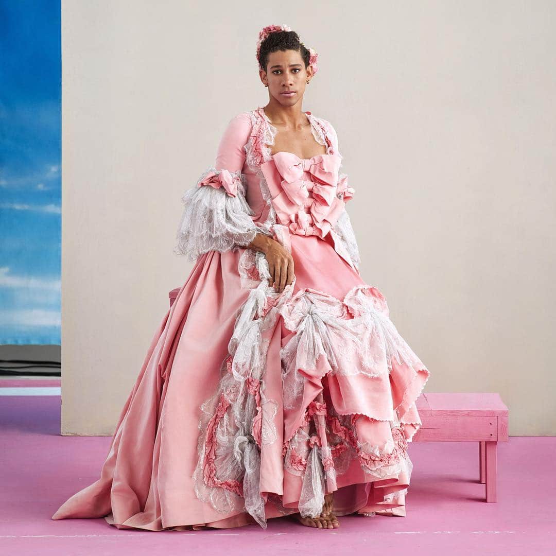 Vogueさんのインスタグラム写真 - (VogueInstagram)「What will the biggest celebrities in the world be wearing to this year's #MetGala? While we wait to see, above: @keiynanlonsdale—embodying Susan Sontag’s camp notion of being serious about the frivolous—dons a powder-pink 18th-century robe à la française–inspired dress by @viviennewestwood, fall 1995. “It’s so easy to play it safe,” Lonsdale says, “but that’s not camp.” Tap the link in our bio to see more inspiration. Photographed by @ethanjamesgreen, styled by @phyllis_posnick, Vogue, May 2019」4月29日 5時25分 - voguemagazine