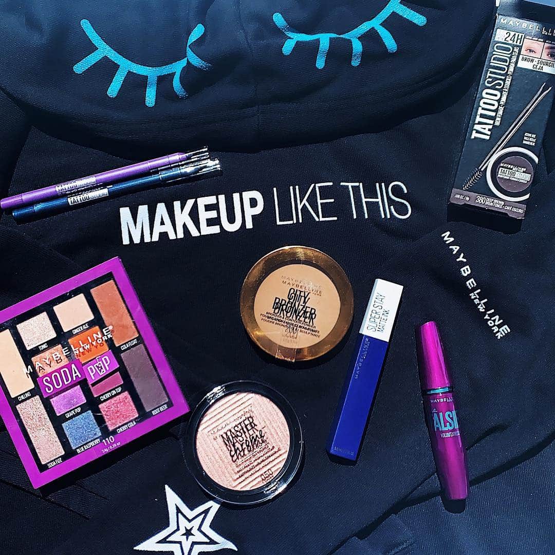 Maybelline New Yorkさんのインスタグラム写真 - (Maybelline New YorkInstagram)「💥#GIVEAWAY💥 Want to WIN all the makeup products @roxettearisa used for her festival makeup look and a “Makeup Like This” hoodie? Head to our YouTube channel: youtube.com/maybellinenewyork and watch Roxette’s Coachella vlog!  Watch the entire video and answer the question in the comments with #MaybellineSweepstakes for a chance to win! 💜 Contest ends May 22, 2019. See rules: https://bit.ly/2DvaMc0. #mnymakeuplikethis」4月29日 5時40分 - maybelline