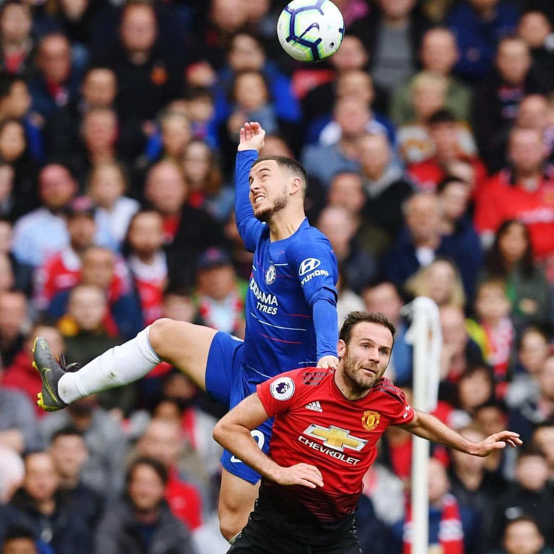 エデン・アザールさんのインスタグラム写真 - (エデン・アザールInstagram)「Tough game and an important point! 💪🏼 #comeonchelsea  Pas facile aujourd'hui mais on prend un point important! 👊🏼 #cfc」4月29日 5時47分 - hazardeden_10