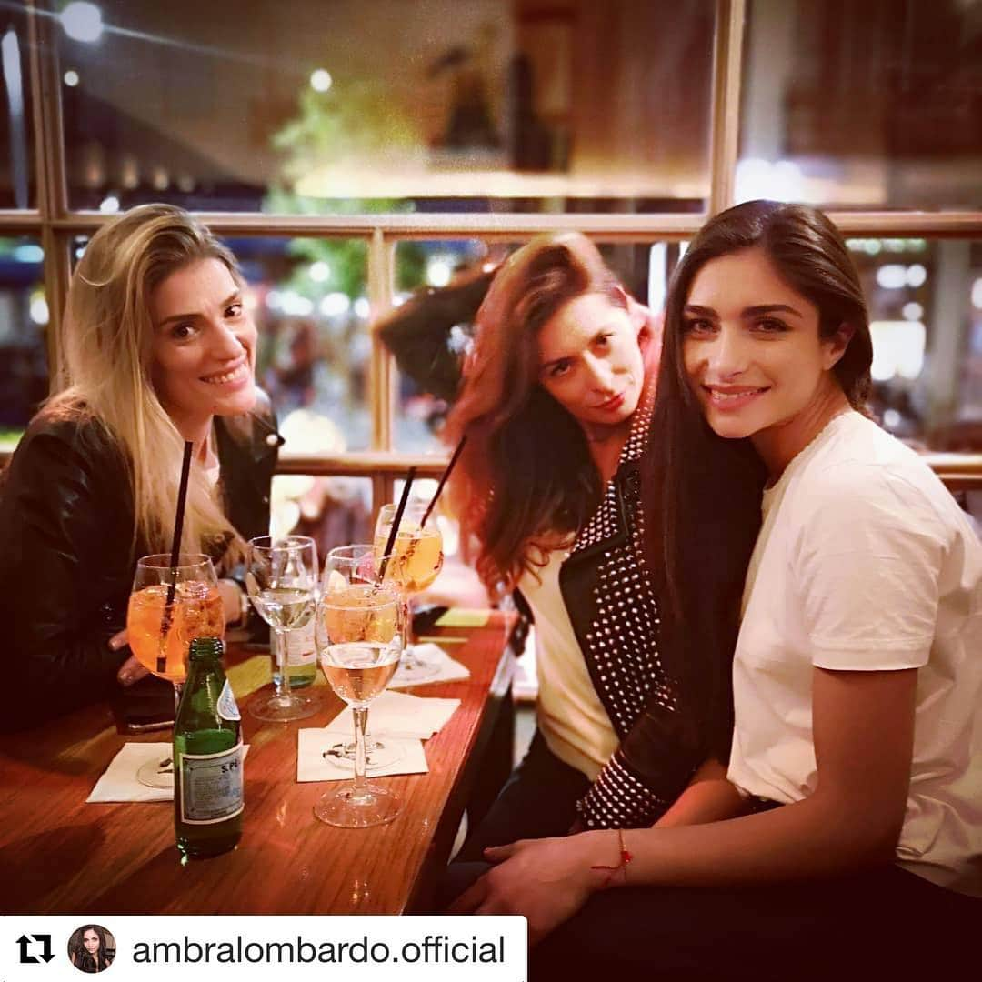 フランチェスカ・ピッチニーニさんのインスタグラム写真 - (フランチェスカ・ピッチニーニInstagram)「#Repost @ambralombardo.official with @get_repost ・・・ È solo l'inizio... #women #freedom #pride #respectforwomen #ambralombardo #ambra」4月29日 7時22分 - francescapiccinini12