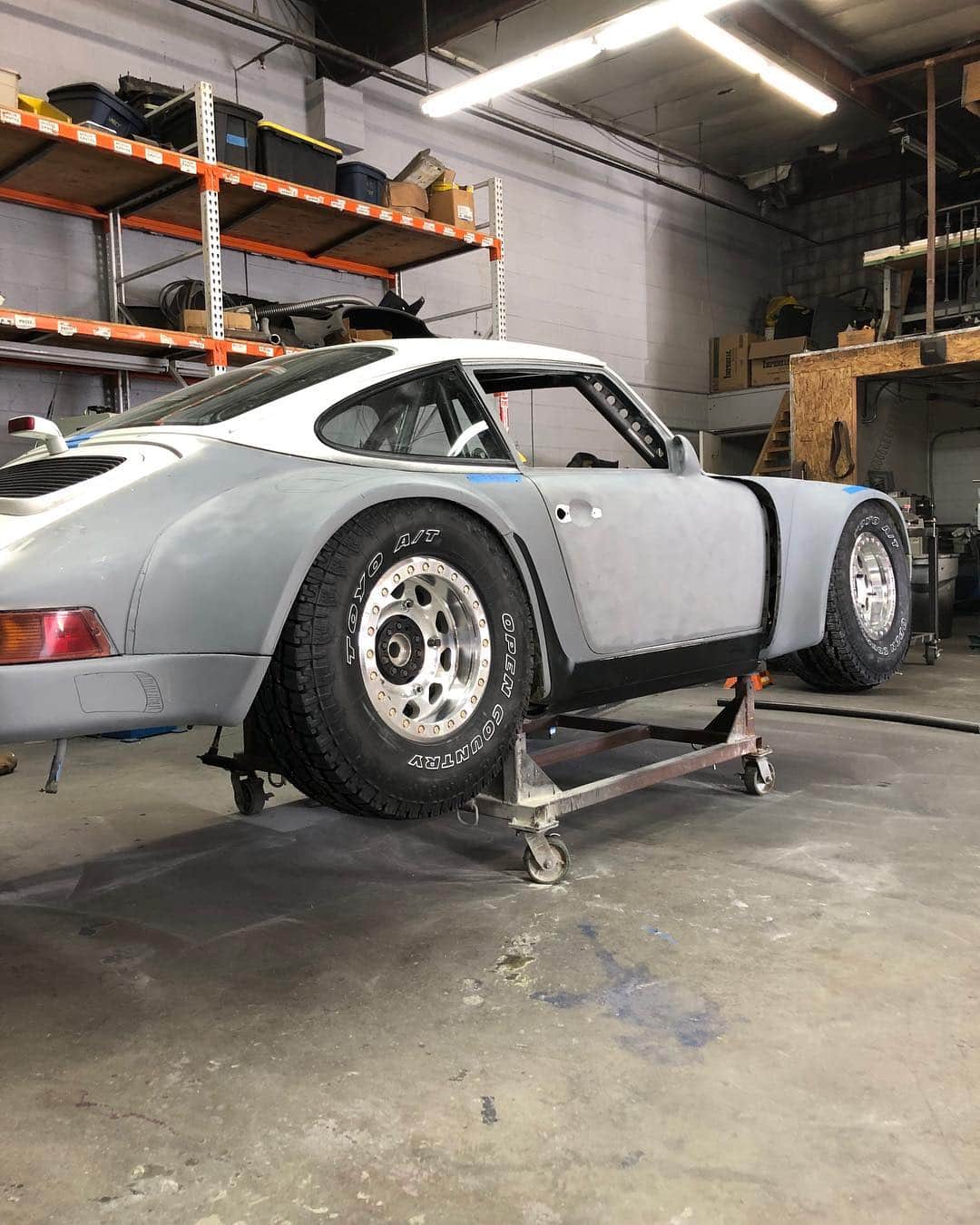 Classics Dailyさんのインスタグラム写真 - (Classics DailyInstagram)「TJ Russell and the @the_baja_911 is one of our favorite new builds going down right now!  Our long time friend TJ of @russellbuiltfabrication is know for his work on classics Porsche’s and Hot Rod.  Ask him a question below.  _ #porsche #baja911 #classiccar #eurocar #exotic #fabrication @toyotires」4月29日 9時00分 - classicsdaily