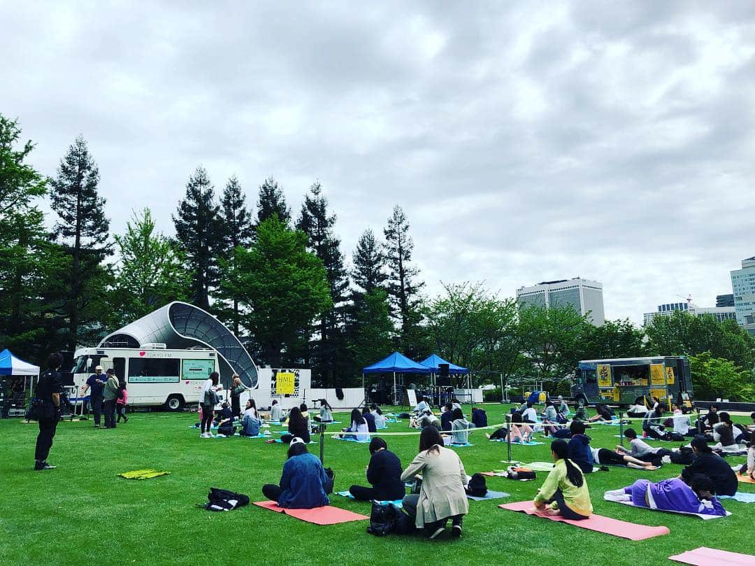 のインスタグラム：「会場着きました〜  #tokyofm #ミッドタウン」