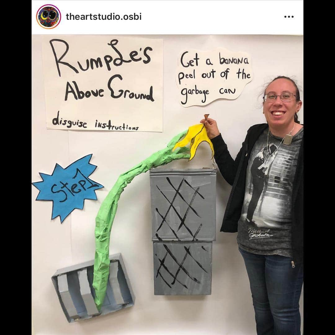 マシュー・グレイ・ギュブラーさんのインスタグラム写真 - (マシュー・グレイ・ギュブラーInstagram)「it’s so cool that you’ve made Rumple a #1 New York Times bestseller, but it’s even cooler that you’ve made him a home in your wildly creative minds. he says that’s his favorite place to live. xoxo #RumpleButtercup」4月29日 9時51分 - gublergram