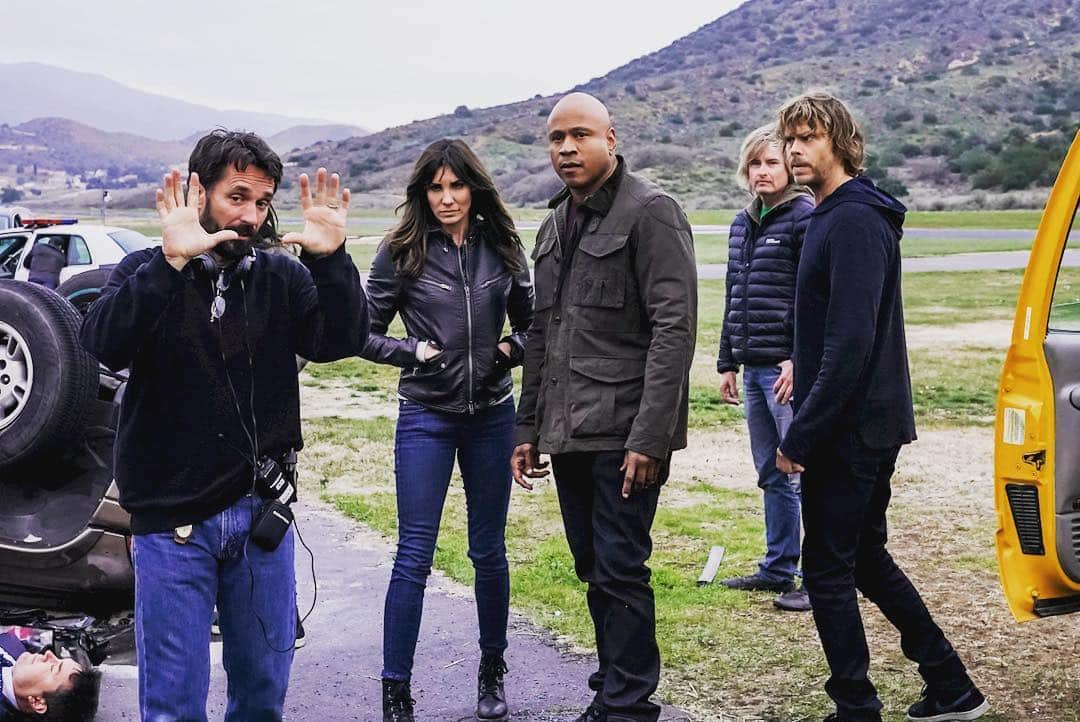 NCIS:LA 〜極秘潜入捜査班のインスタグラム：「Director Eric Pot sets up the shot in tonight’s new episode of #NCISLA. Can’t wait to see the final product.」