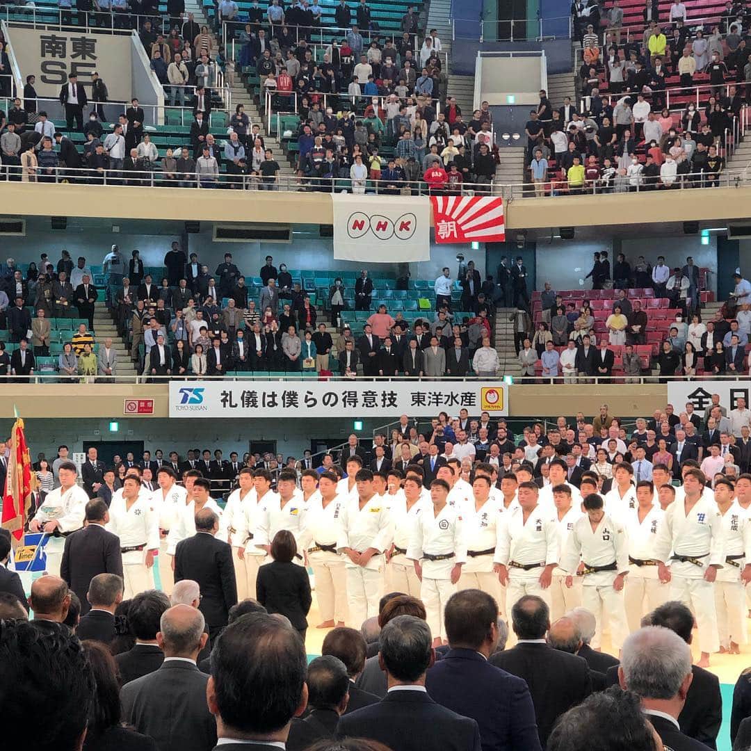 吉田秀彦のインスタグラム：「全日本柔道選手権大会。 #パーク24 #北野裕一 #小川雄勢」