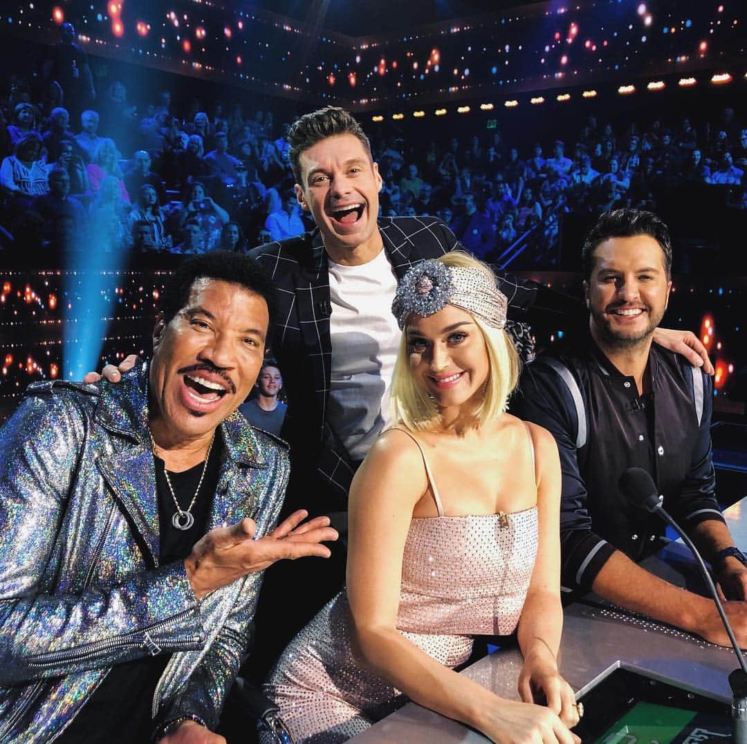 ライアン・シークレストさんのインスタグラム写真 - (ライアン・シークレストInstagram)「#QueenNight with these rockstars. #AmericanIdol」4月29日 10時09分 - ryanseacrest