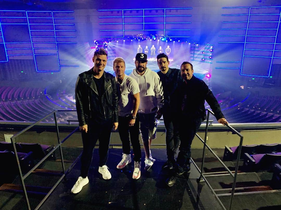 ニック・カーターさんのインスタグラム写真 - (ニック・カーターInstagram)「‪80 shows. Thousands of fans from around the world. All in one city that is now my home. Thank you, Vegas ❤️ #bsbvegas ‬」4月29日 10時20分 - nickcarter