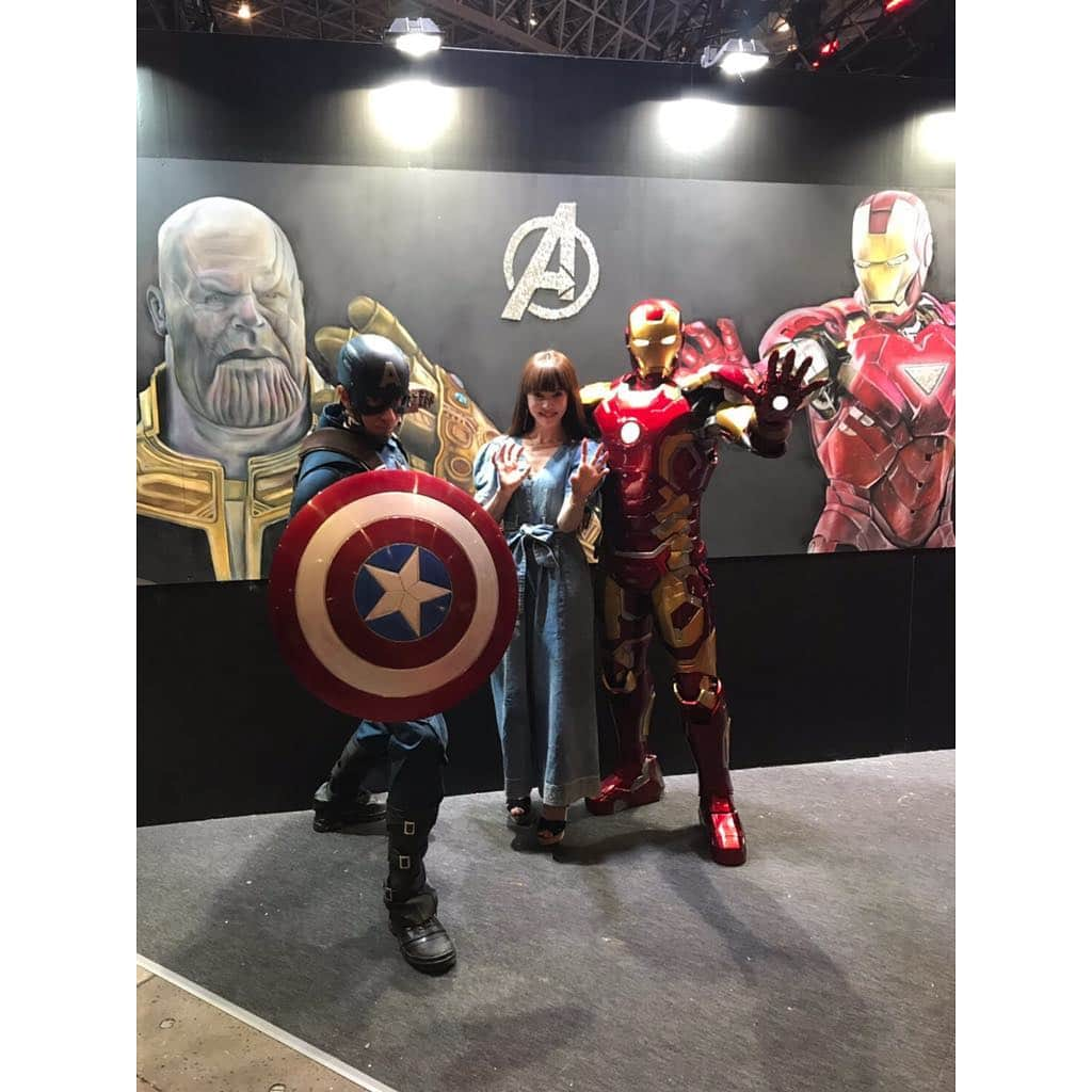 松下萌子さんのインスタグラム写真 - (松下萌子Instagram)「#ありがとうアベンジャーズ  本当にありがとうと言う気持ち。 アベンジャーズ 大好き！  2日間に渡るイベント 来場者数16万8,248人 ネット来場者666 万 3,612 人 凄すぎる！！ #幕張メッセ #ニコニコ超会議2019 お疲れ様でした！幸せ！！ #moecochalkart #drawing  #art  #japan  #japanese #artist #moeco #チョークアート #チョーク #アート #tokyo #picture  #workshop #艶画 #松下萌子 #chalkart  #チョークアーティスト #アベンジャーズ  #ライブペイント #ライブアート #livepaint」4月29日 11時06分 - moecochalkartonly