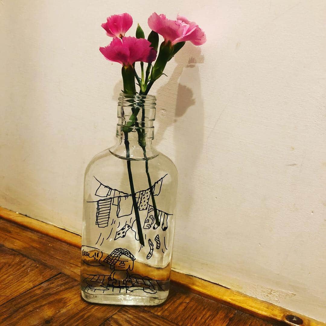 クーピーのインスタグラム：「🌷🌷🌷」