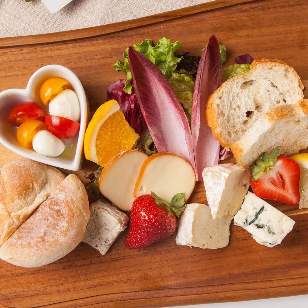 アリスのファンタジーレストランのグルメインスタ