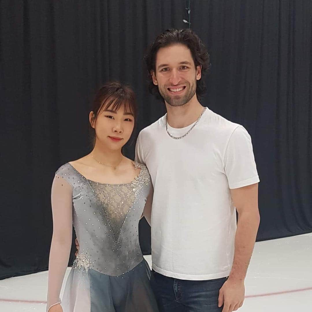 マキシム・デシャンのインスタグラム：「Merci au cpa La Tuque et de Chateauguay de nous avoir si bien accueilli pour votre revue sur glace. Un merci tout spécial à Sylvie Allard et Allison Patry #show #chateauguay #latuque」