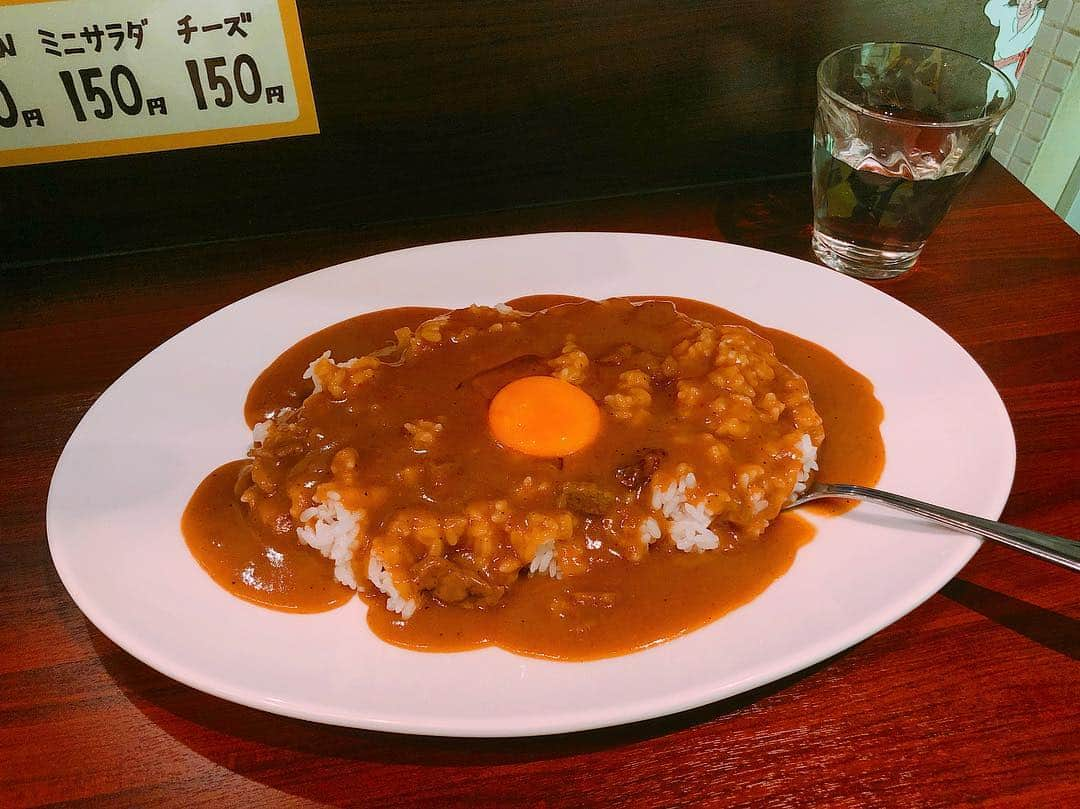 宍戸開さんのインスタグラム写真 - (宍戸開Instagram)「マドラスカレー🍛中with🥚 ￥800- #マドラスカレー #赤坂店 #北村一輝 #甘辛い #おいしい」4月29日 11時50分 - kaishishido