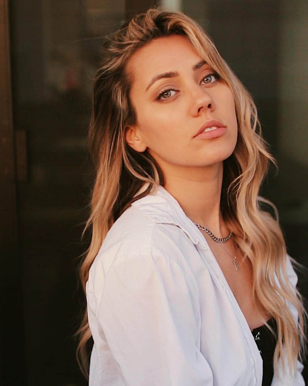 Camden Scottのインスタグラム：「I drive chasing Malibu nights」