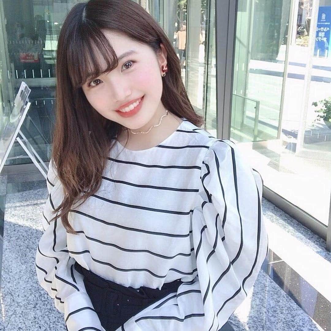 美女美容事情さんのインスタグラム写真 - (美女美容事情Instagram)「《春服🍀💕》⠀ *⠀ リポストを使って、素敵な写真📷✨を投稿されてる方を紹介させて頂く⠀⠀⠀⠀ 【💄美女美容事情💅】のコーナーです✨⠀ *⠀⠀⠀⠀⠀⠀⠀ いいねやコメント、フォローして応援してね❤︎🥰🎶⁣⠀ *⠀⠀⠀⠀⠀⠀⠀ 今回ご紹介させて頂きますのは❤︎⠀ 半澤 楓さん< @_kaeday_ >の素敵なお写真📸⠀ *⠀ 肌の透明感が羨ましすぎます🥰清潔感あるブラウスで春の心地のいい日にぴったりのコーデ❤️可愛くて美しくて惚れ惚れします😊⠀ *⠀⠀ 半澤 楓さんのアカウントには他にも素晴らしい投稿が沢山ありますので是非覗いてみて💁‍♀️💙⠀ *⠀⠀ 半澤 楓さん< @_kaeday_ >⠀ 素敵な投稿ありがとうございました☺️📸✨⠀⠀⠀⠀⠀⠀⠀⠀ △▼△▼△▼△▼△▼△▼△▼△▼△▼⠀⠀⠀⠀⠀⠀⠀⠀⠀⠀⠀⠀⠀⠀⠀⠀⠀⠀⠀⠀⠀⠀⠀⠀⠀⠀⠀⠀⠀⠀⠀⠀⠀ ❤🧡💛「美女美容事情」💚💙💜⠀⠀⠀⠀⠀⠀⠀⠀⠀⠀⠀⠀⠀⠀⠀ 👇掲載ご希望の方は👇⠀⠀⠀⠀⠀⠀⠀⠀⠀⠀⠀⠀⠀⠀⠀⠀ @b_b_j.jタグ付けと🖤 # ビジョビ⠀🖤⠀⠀⠀⠀⠀⠀⠀⠀⠀⠀⠀⠀⠀⠀⠀ をタグ付けお願いします✨⠀⠀⠀⠀⠀⠀⠀⠀⠀⠀⠀⠀⠀⠀⠀⠀ ――――――――――――――――⠀⠀⠀⠀⠀⠀⠀⠀⠀⠀⠀⠀⠀⠀⠀⠀⠀⠀⠀⠀⠀⠀⠀ ～姉妹アカウントのご紹介～⠀⠀⠀⠀⠀⠀⠀⠀⠀⠀⠀⠀⠀⠀⠀⠀⠀⠀⠀⠀⠀⠀⠀⠀⠀⠀⠀ ◇美容情報を紹介している«美女美容事情～Beauty～»⠀⠀⠀⠀⠀⠀⠀⠀⠀⠀⠀⠀⠀⠀⠀⠀⠀⠀⠀⠀⠀⠀⠀⠀⠀⠀ ( @b_b_j.j_b )⠀⠀⠀⠀⠀⠀⠀⠀⠀⠀⠀⠀⠀⠀⠀⠀⠀⠀⠀⠀⠀⠀⠀⠀⠀⠀⠀ ◇美しい旅スポット紹介をしている«美 spot»⠀⠀⠀⠀⠀⠀⠀⠀⠀⠀⠀⠀⠀⠀⠀⠀⠀⠀⠀⠀⠀⠀⠀⠀⠀ ( @b__spo )⠀⠀ ⠀ ◇ビジョビがお届けするセレクトショップ«bi select»⠀ ( @bi_select )⠀ ⠀⠀⠀⠀⠀⠀⠀⠀⠀⠀⠀⠀⠀⠀⠀⠀⠀⠀⠀⠀⠀ よかったらこちらも覗いてみてね✨⠀ ――――――――――――――――⠀⠀⠀ @b_b_j.j⠀⠀ #春 #お出かけ #ファッション #beauty⠀ #春コーデ  #春カラー ⠀ #コスメ好きさんと繋がりたい #大人カジュアルコーデ ⠀ #カジュアルファッション #オシャレコーデ⠀ #オトナ女子 #ファッションコーデ ⠀ #ファッション大好き #ファッションスナップ ⠀ #美肌ケア #綺麗めコーデ ⠀ #美意識向上 #お出かけコーデ ⠀ #スマイル  #女子力アップ ⠀ #きょコ #いつコ ⠀ #大人可愛いコーデ #お洒落な人と繋がりたい⠀ #女子力 #女子力向上⠀ #お散歩コーデ #天気いい ⠀ #naturalbeauty #ootdfashion」4月29日 12時01分 - b_b_j.j
