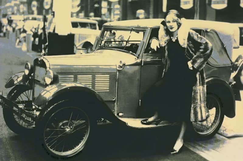 のインスタグラム：「. 今日は #昭和の日 。 . BMWの昭和初期モデルである「BMW Dixi 3/15ps」は、BMW初の四輪車。 . BMW四輪車の歴史は、すべてここから始まりました。 . #BMW #駆けぬける歓び #BMWJapan #BMWWorld #BMWPost #BMWgram #BMWlovers #BMWlife #BMWlove #BMWforlife #BMWcar」