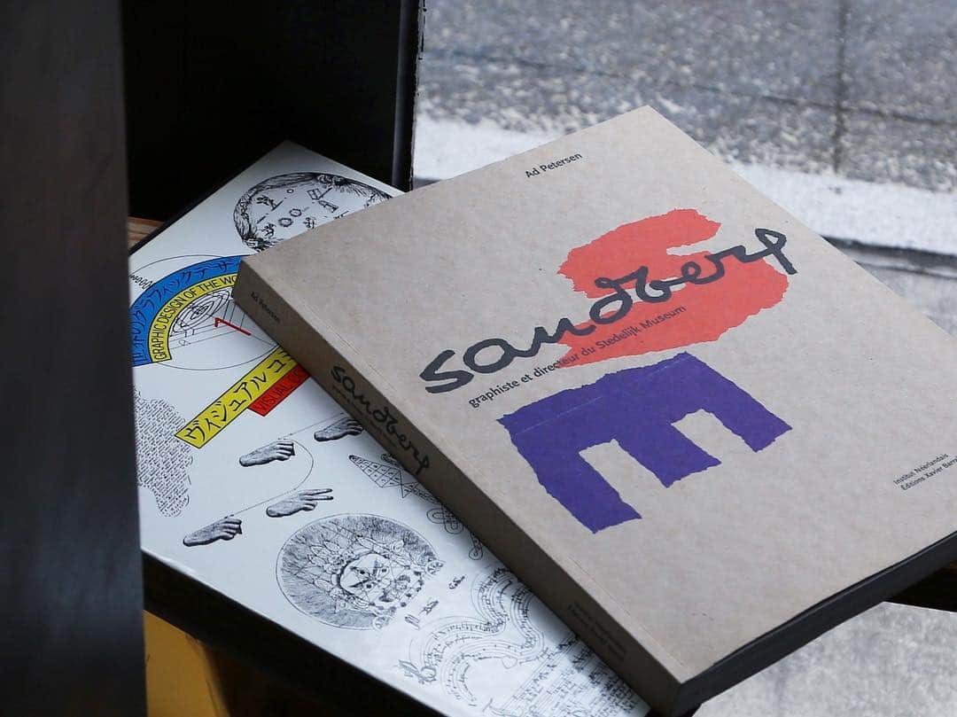 nostos booksのインスタグラム