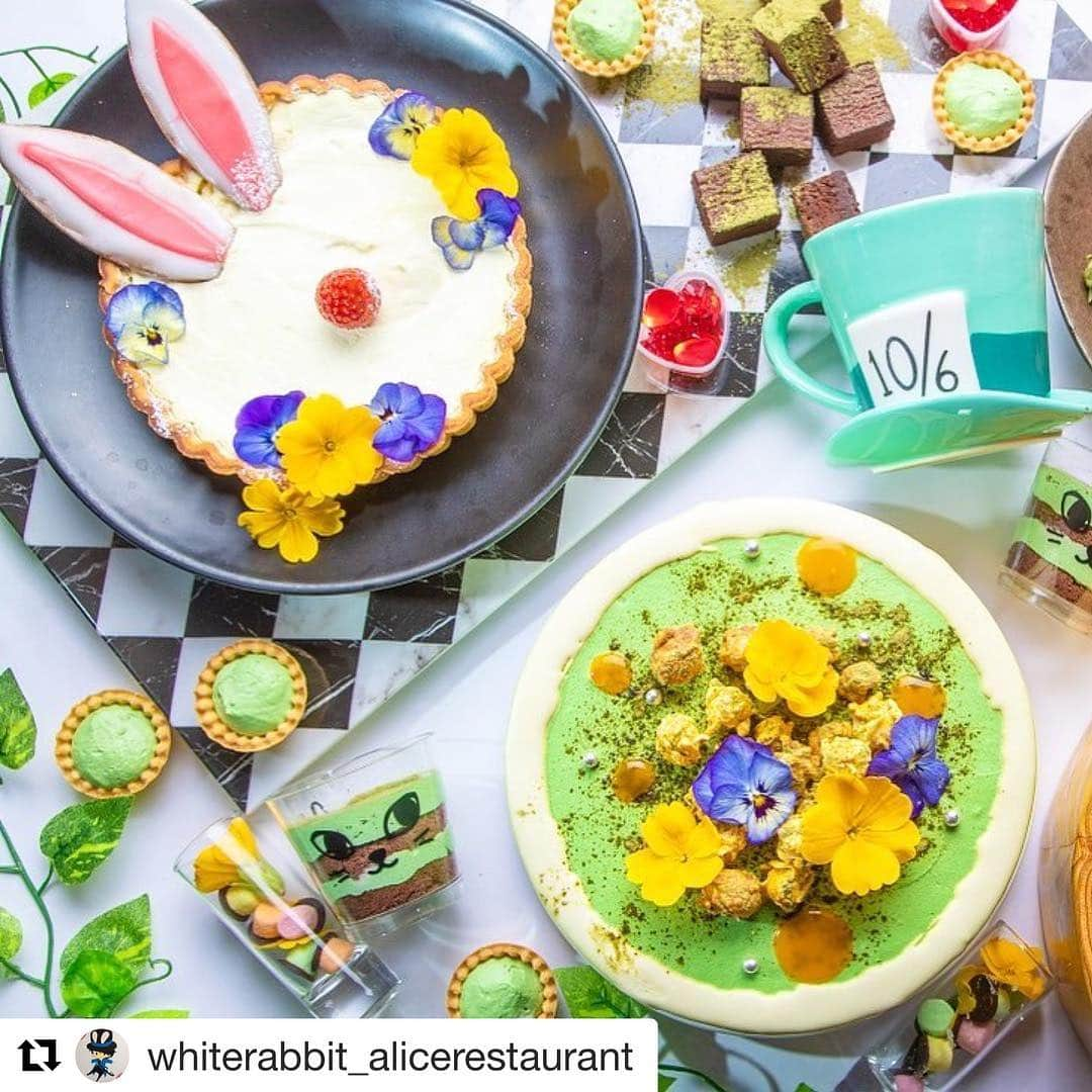 アリスのファンタジーレストランさんのインスタグラム写真 - (アリスのファンタジーレストランInstagram)「#Repost @whiterabbit_alicerestaurant with @get_repost ・・・ 【ご報告】 🍓×🍵 3.4月に開催中のビュッフェイベント 『いちご×抹茶 チョコのワンダーパーティービュッフェ』  大好評につき 追加開催が決定致しました！！🐰 https://prtimes.jp/main/html/rd/p/000000873.000007303.html  開催日:5月2日(木)・4日(土)・6日(月)  11日(土)・18日(土)・25日(土)  時間:13:00〜14:30(開場:12:30)  ご予約はDMでもご予約受付中！ 料金: 大人＝3,000円(税別)  池袋古城の国のアリス 03-3985-2193  #アリスビュッフェ #ビュッフェ #イチゴビュッフェ #いちご #いちごビュッフェ #ランチビュッフェ #抹茶 #抹茶好き #アリス #女子会 #ピンク #池袋女子会 #チョコ #デート #記念日 #池袋 #古城の国のアリス #池袋ランチ #alice  #アリスレストラン #池袋カフェ #食べ放題 #ブッフェ #スイーツ #sweets #デザート #ケーキ  #苺スイーツ #東京女子部員」4月29日 23時52分 - alice_restaurant