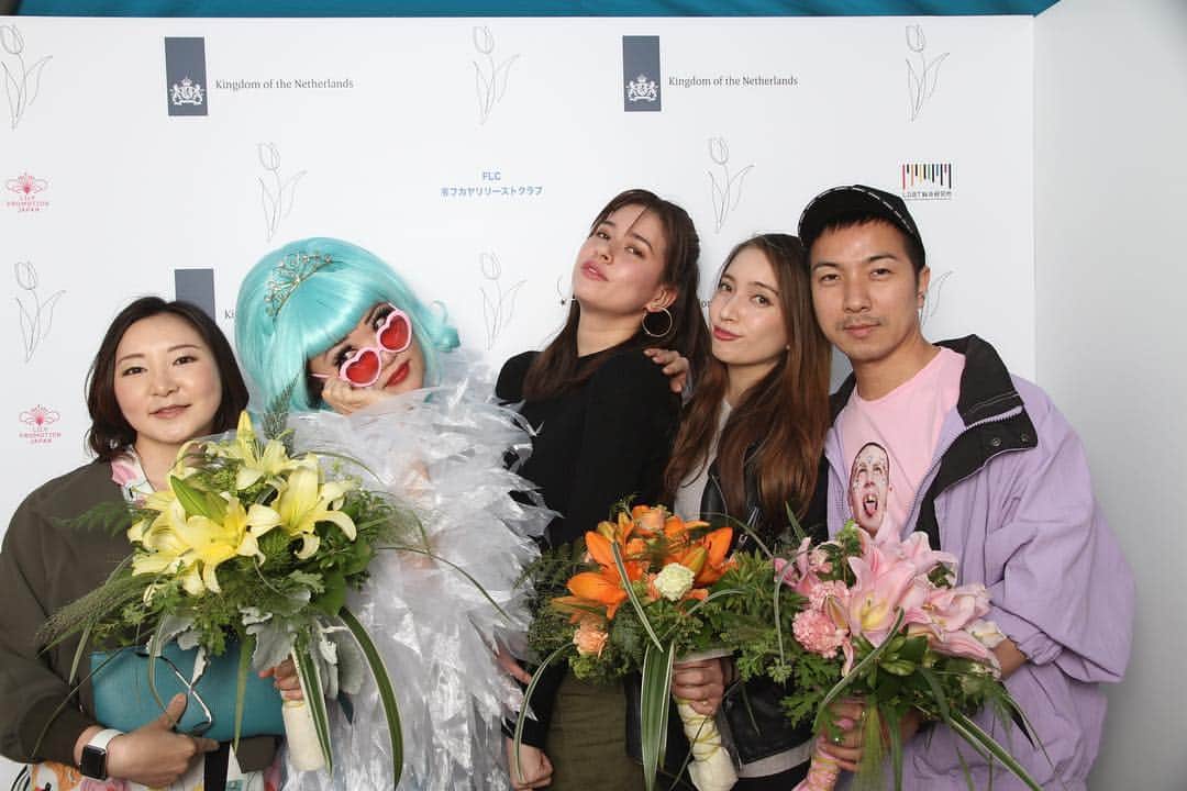 ジュン中山のインスタグラム：「#tokyorainbowpride @nlinjapan #weloveflowers #instaflower #instagood」